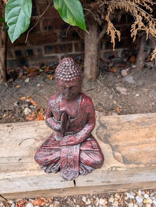  — Garden ornaments