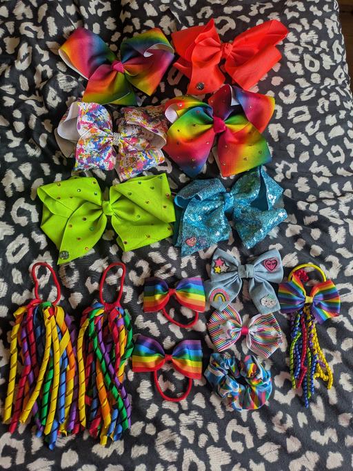  — bundle of rainbow bows and bobbles