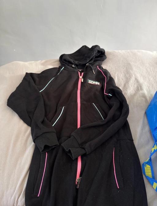  — Sidemen onesie