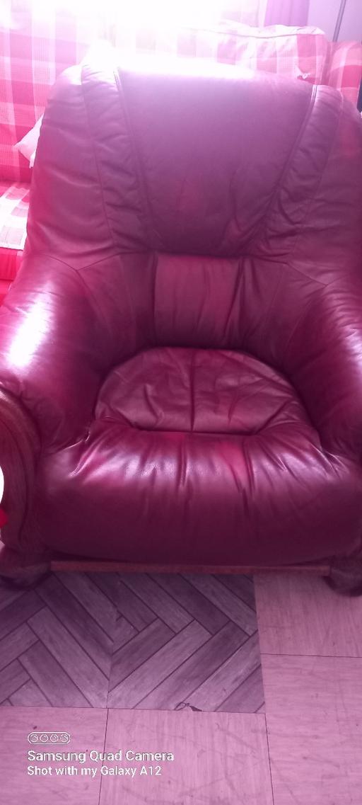  — arm chairs