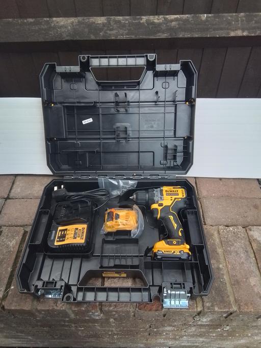  — Job lot power tool& boxes