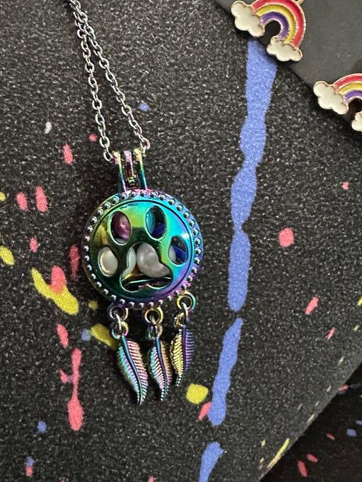  — Stainless steel dream catcher pendant £3