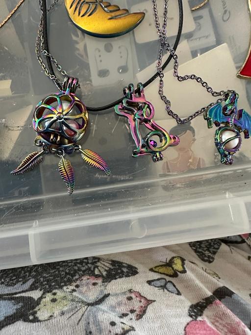  — 3 stainless steel pendants