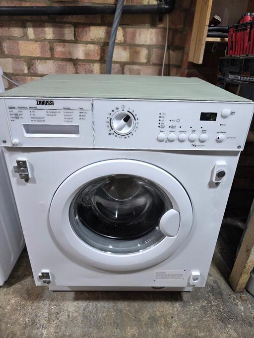  — integrated zanussi 7 kg washing machine