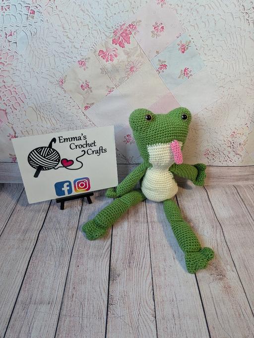  — Handmade Crochet Frog