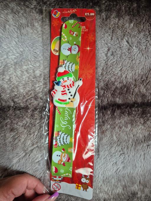  — new Xmas Snowman Snap Bracelet