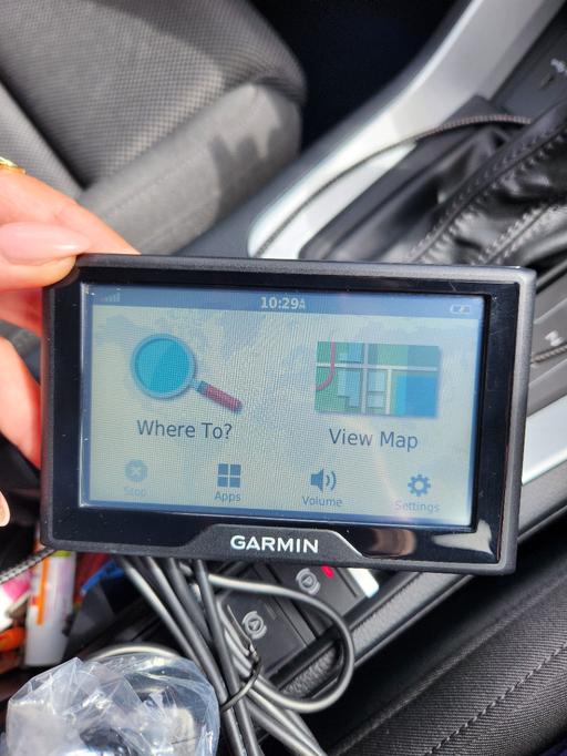  — 4.3" Sat Nav GPS Car Charger Windscreen Mount
