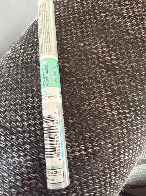  — New Tea-tree spot wand. Clearance