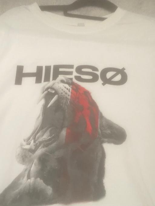  — Heiso t shirt