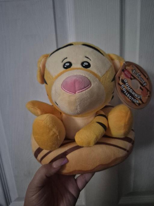  — new Disney Tiger Donut Plush