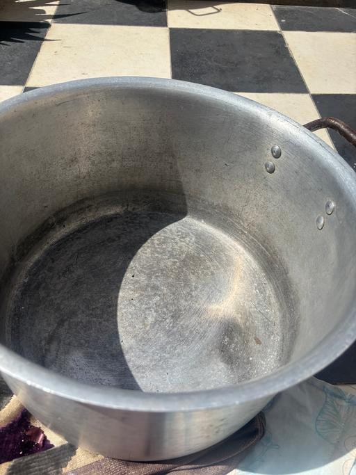  — Big pot