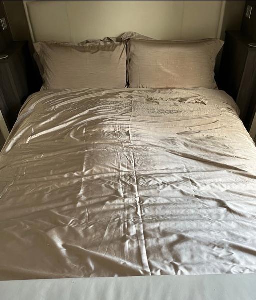  — Super King Champagne Duvet Cover Set