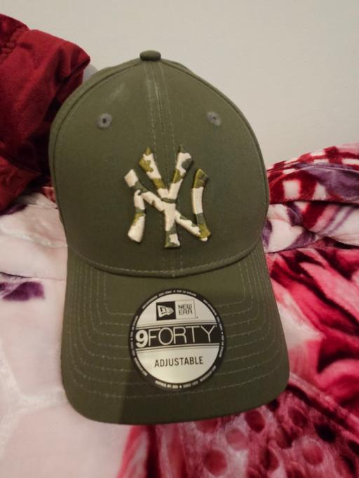  — New Era Mens Outline Camo 9FORTY New York Yan