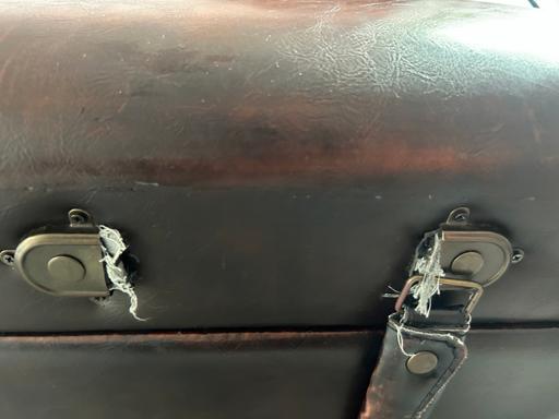  — Storage chest