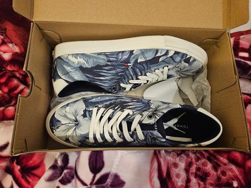  — Tommy HilfigerSneakers Seasonal Print Sneaker