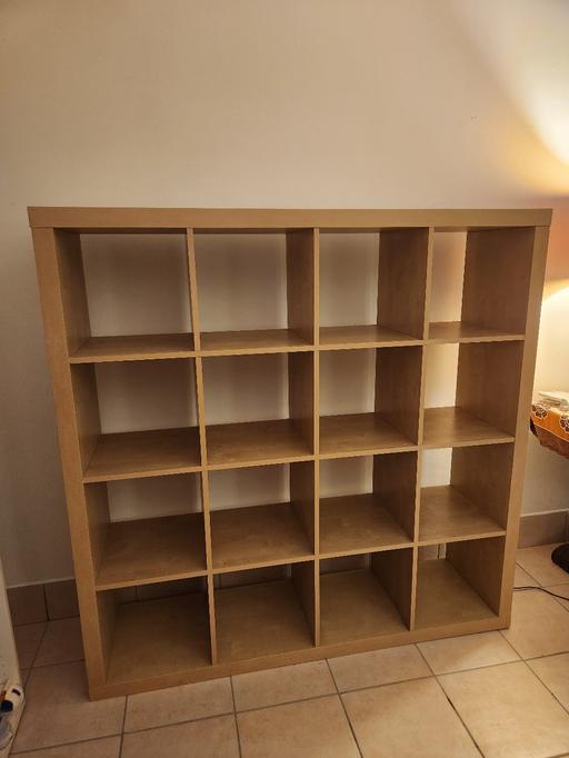  — Shelving unit
