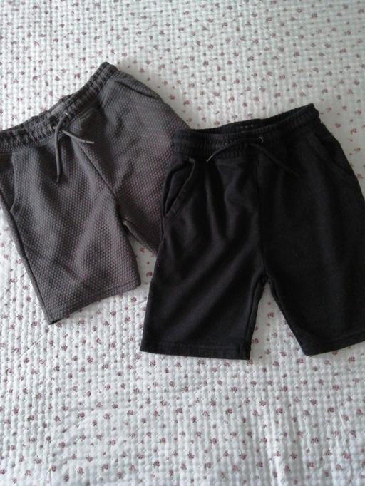  — *8/9* yrs Boys shorts