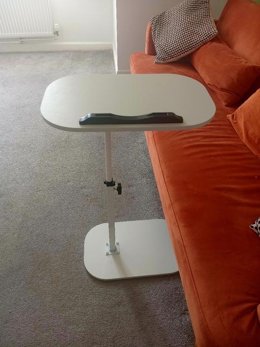  — laptop table