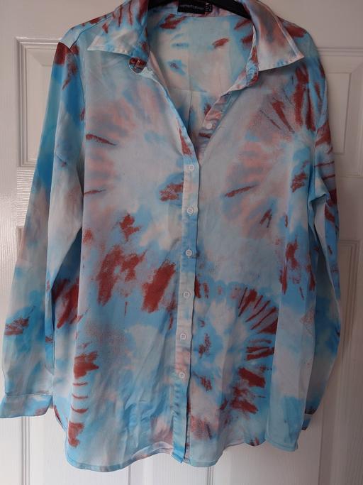  — Women's tie dye blouse size 10