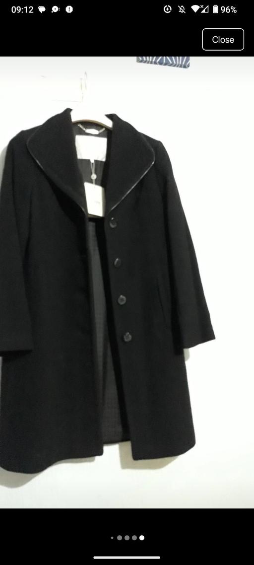  — women windsmoor coat size 6