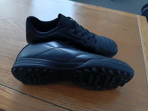  — brand new school shoes/trainers