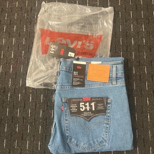  — Levis 511 slim fit light  blue pant W40 L32