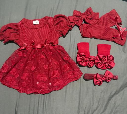  — Baby girl lace dress full outfit set