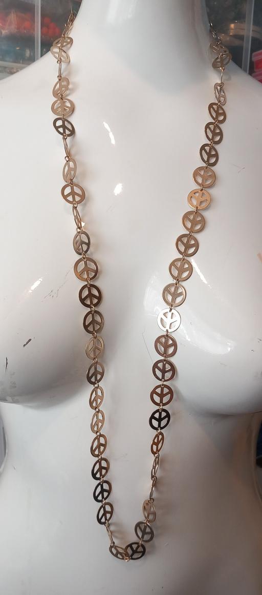  — Vintage 70s Gold Peace Symbol necklace