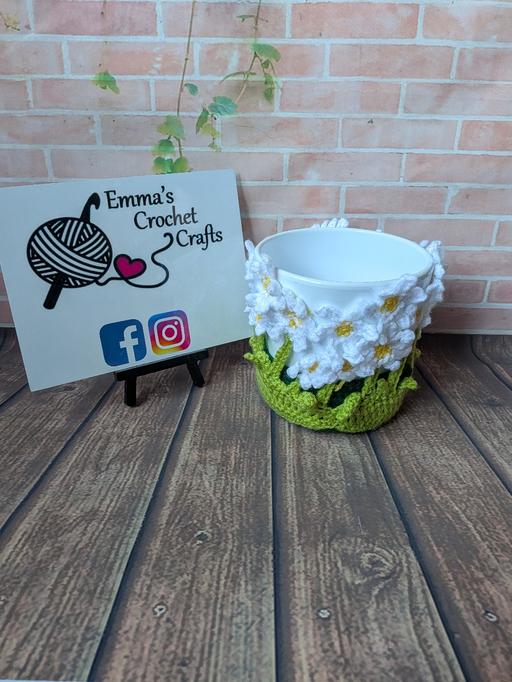  — Handmade Crochet Daisy plant pot