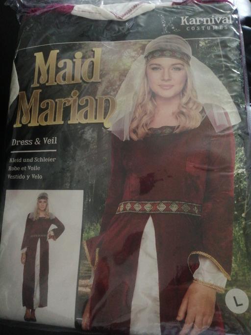  — New large Maid Marian fancy dress
