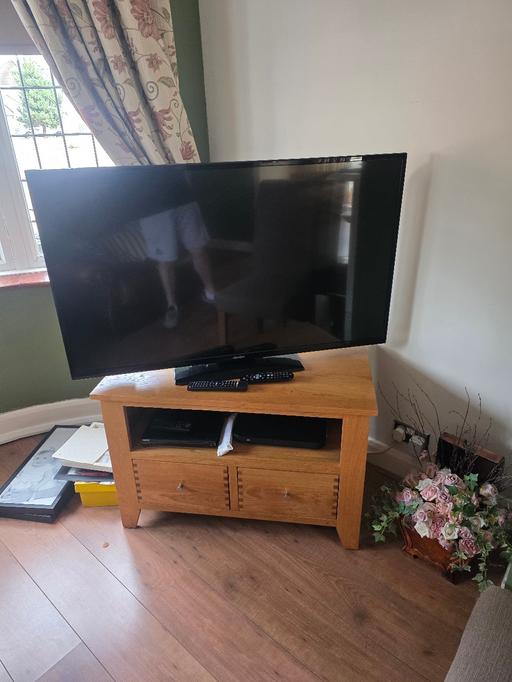  — solid oak tv cabinet living room 