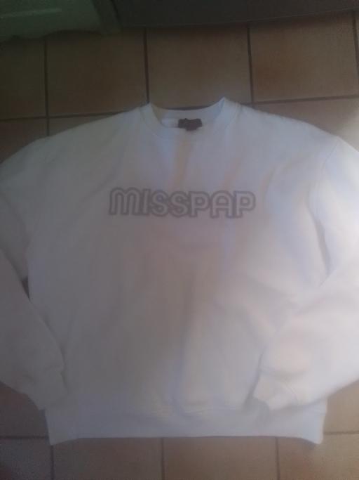  — WHITE MISSPAP SWEAT JUMPER