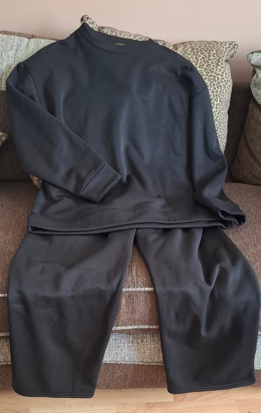  — Ladies co-ord set/tracksuit