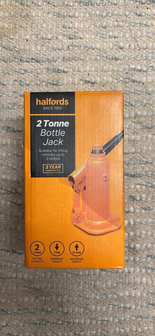  — Bottle jack