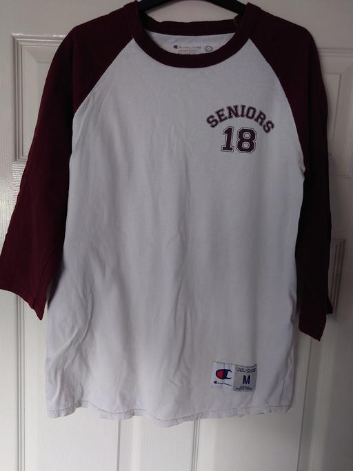  — Mens Champion top size M