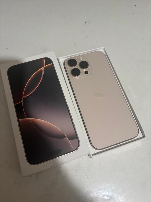  — iPhone 16 pro max 256gb