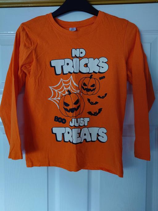  — Boys Halloween top size 8-9 years