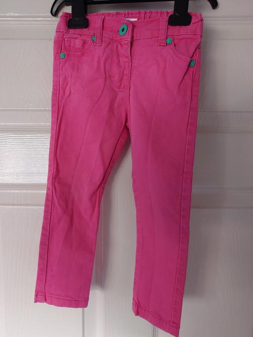  — Girls pink jeans size 2-3 years