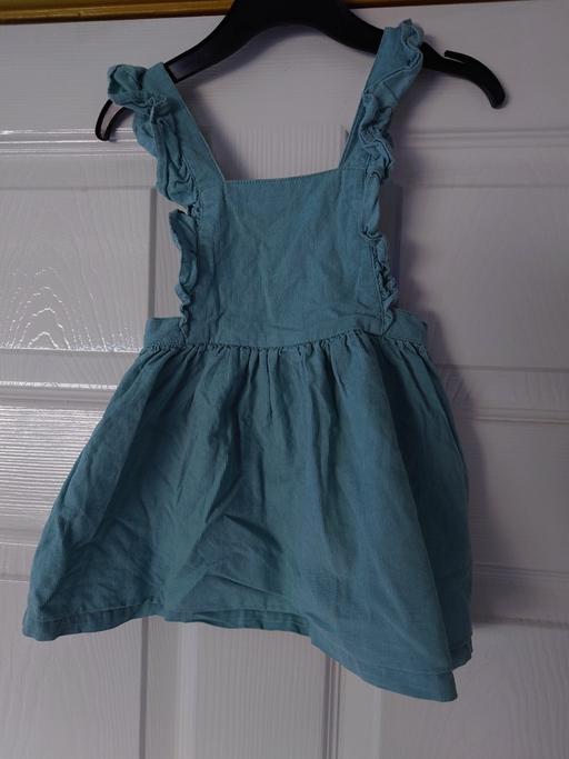  — Baby girls green dress size 6-9 months