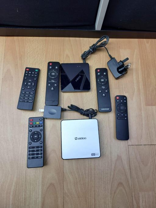  — Tv boxes bundle