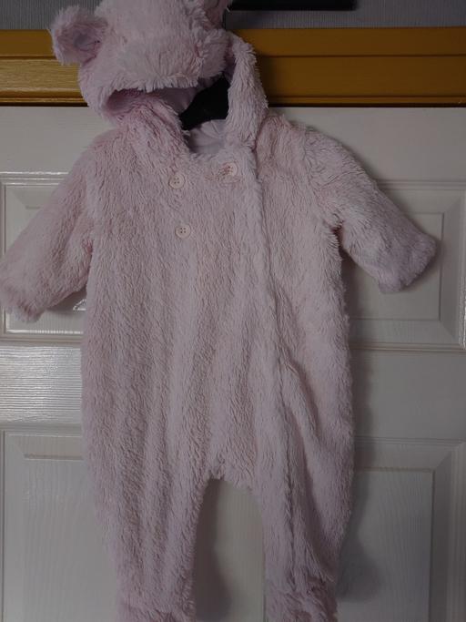  — Baby girls pink fleece snowsuit size 3-6M