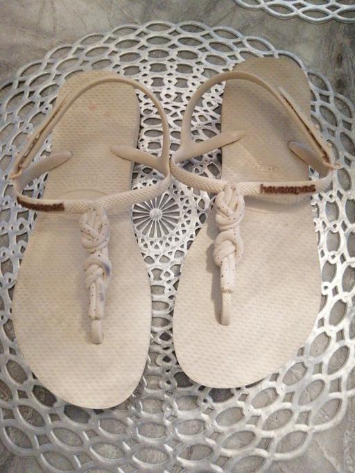  — ladies size *6*