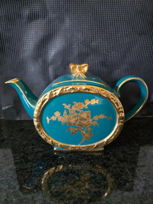  — 1930's Sadlers Ceramin Teapot