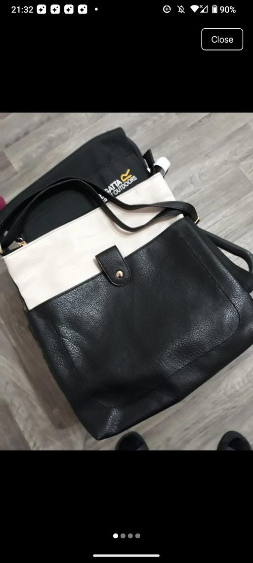 — Avon cross body bag