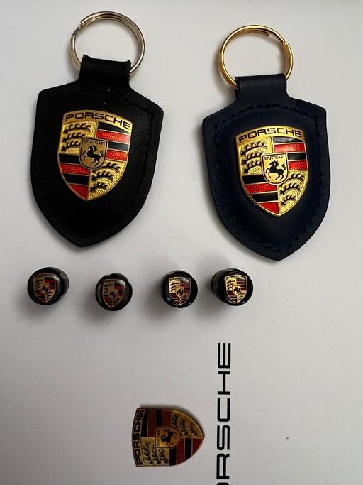  — Porsche tyre valve cups and 2 keyrings