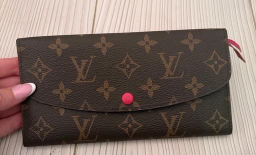  — Stunning patterned purse!