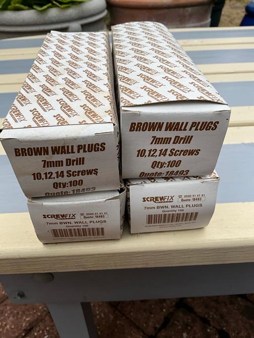  — Wall plugs