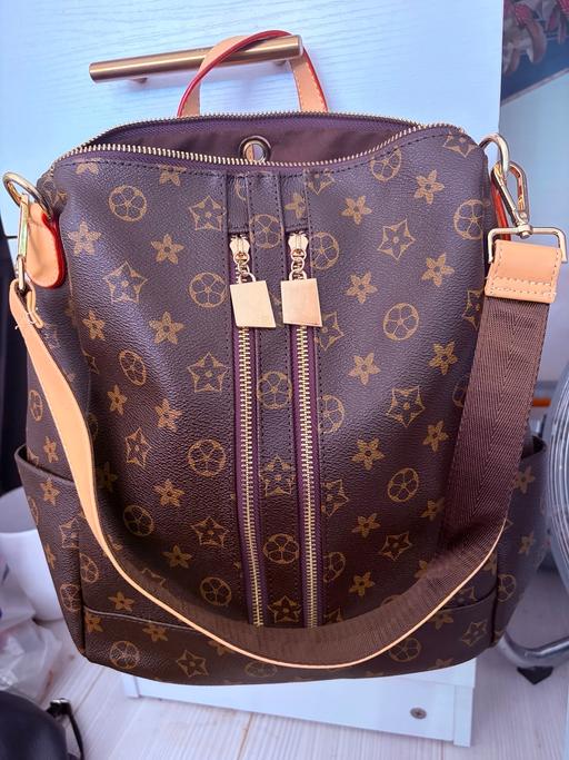  — Stunning brown pattern bag 😍