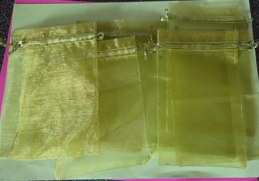  — 10 X GREEN VOILE BAGS