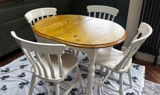  — Kitchen table (extendable)
